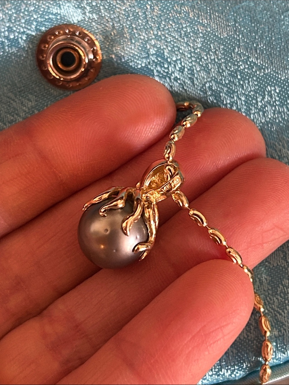 14k Gold Octopus Pendant Tahitian Pearl - Picture 3 of 6